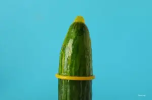 educación sexual, preservativo, pene, tamaño, condón, ITS, prevención, salud sexual